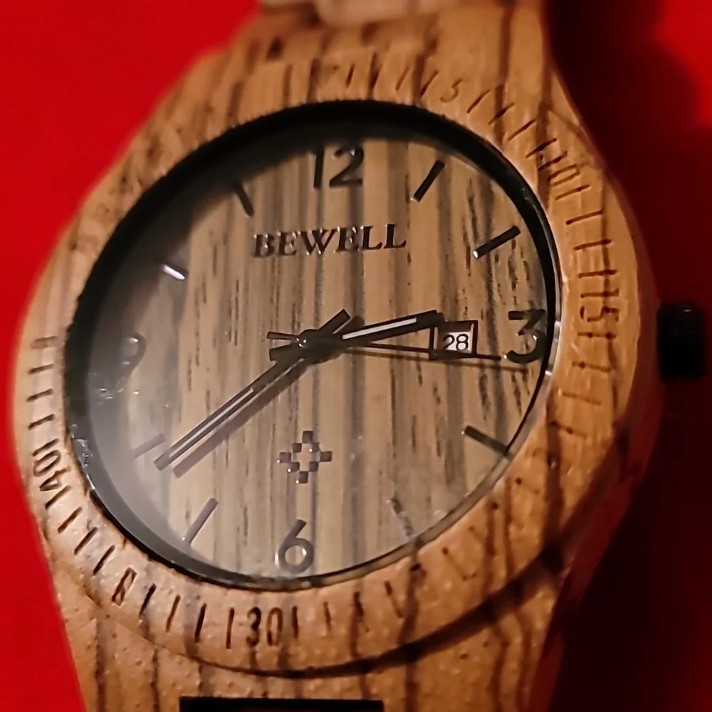 Bewell Hawaiian Zebra Wood Watch Wristwatch Chronograph with Date Window‎ At 3